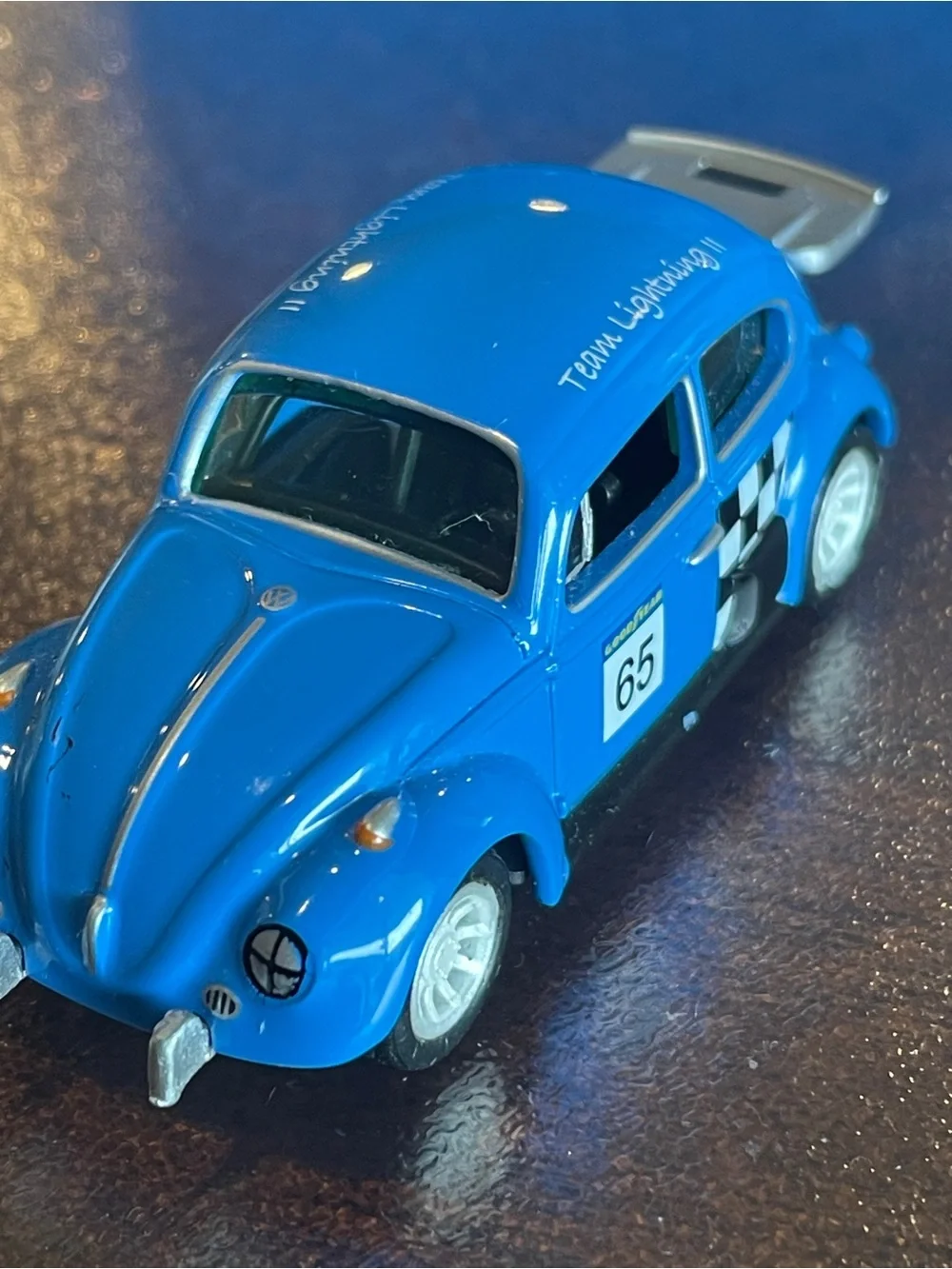 1965 VW Volkswagen Rally Racing Beetle Bug 1/64 Scale Johnny Lighting